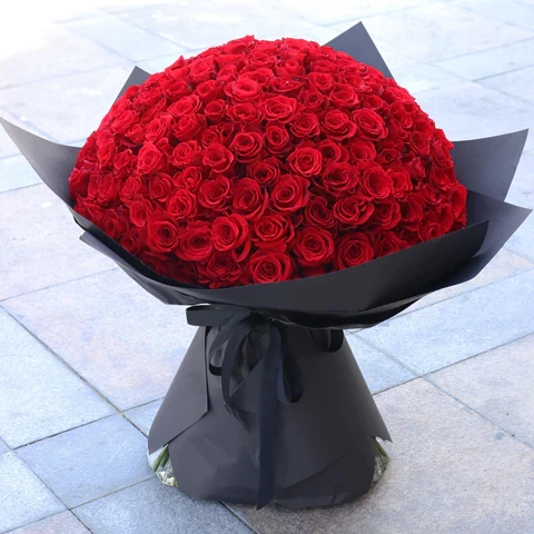 101 Luxury Red Rose Bouquet