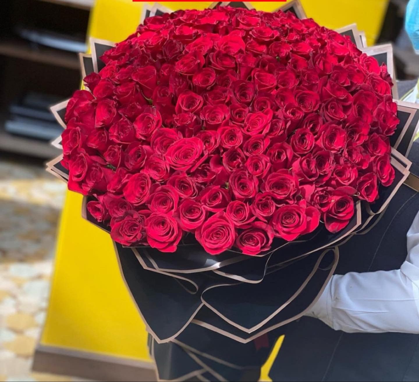 150 Red Roses Bouquet